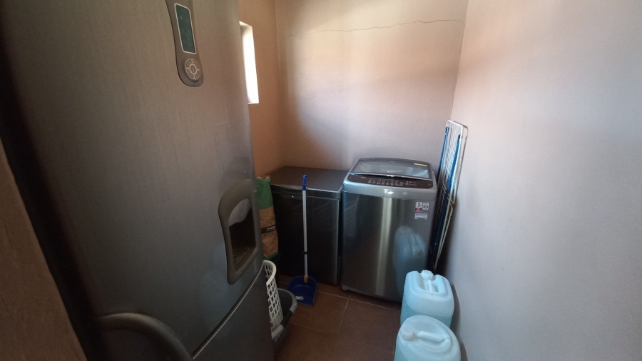 3 Bedroom Property for Sale in Mindalore Gauteng