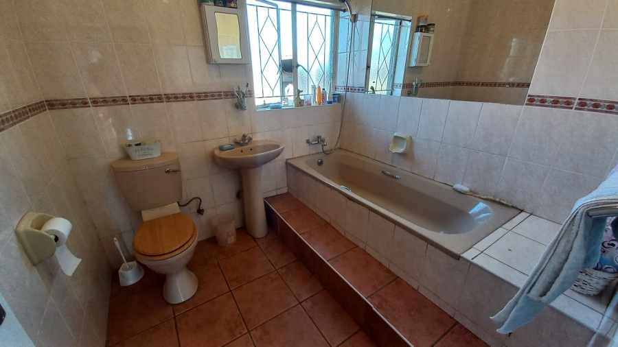 3 Bedroom Property for Sale in Mindalore Gauteng