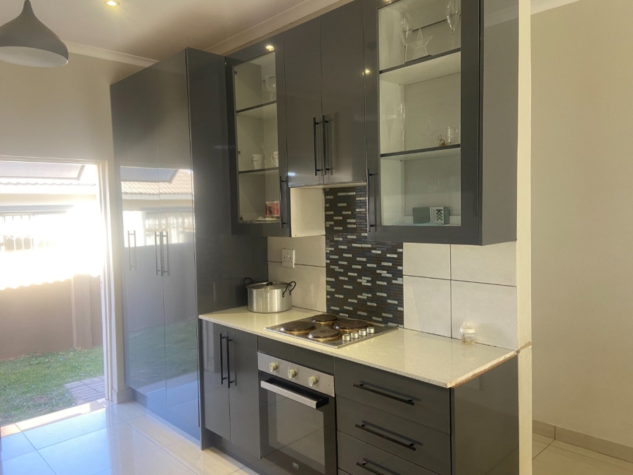 3 Bedroom Property for Sale in Wildtuinpark Gauteng