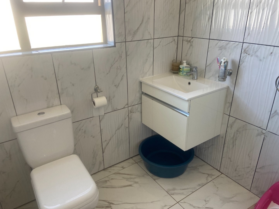 3 Bedroom Property for Sale in Wildtuinpark Gauteng