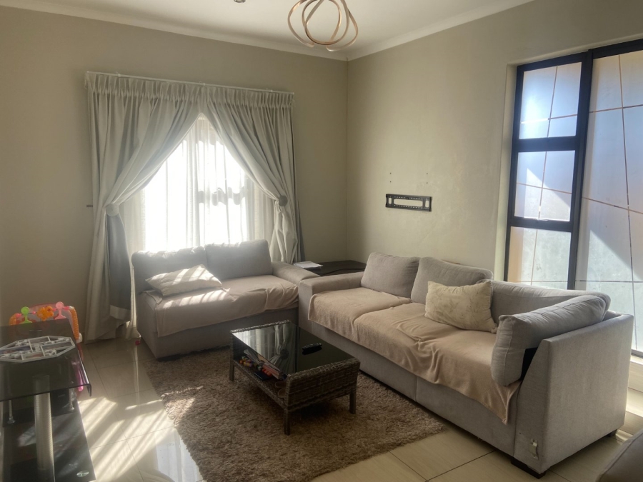 3 Bedroom Property for Sale in Wildtuinpark Gauteng