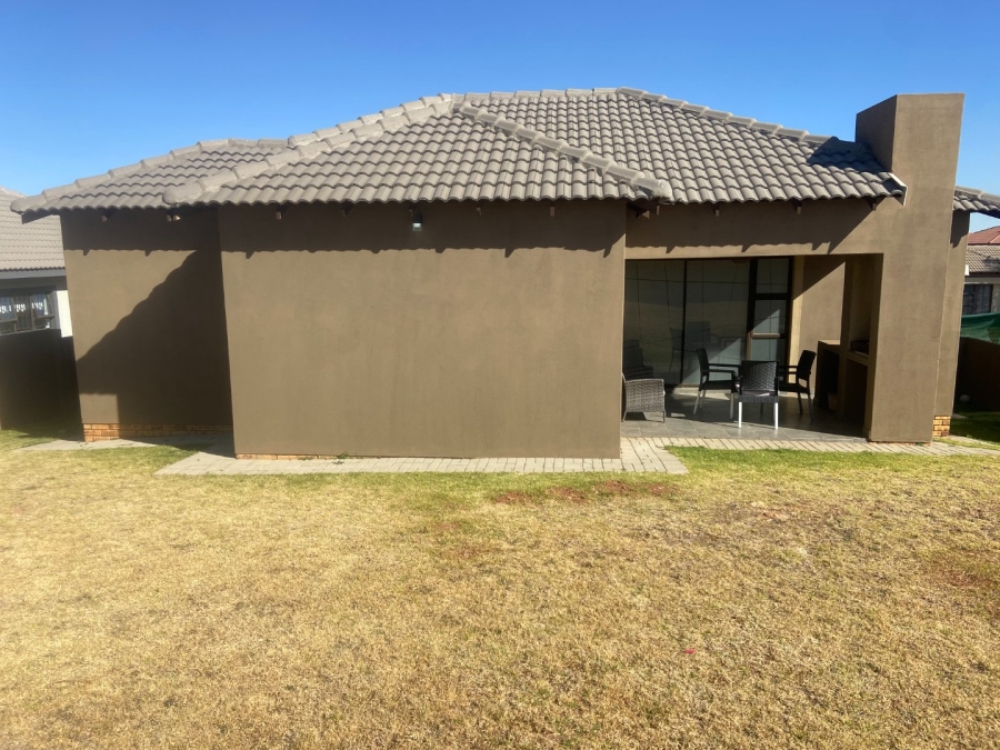 3 Bedroom Property for Sale in Wildtuinpark Gauteng