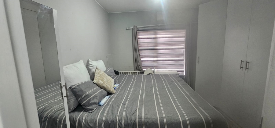 2 Bedroom Property for Sale in Norton Home Estate AH Gauteng