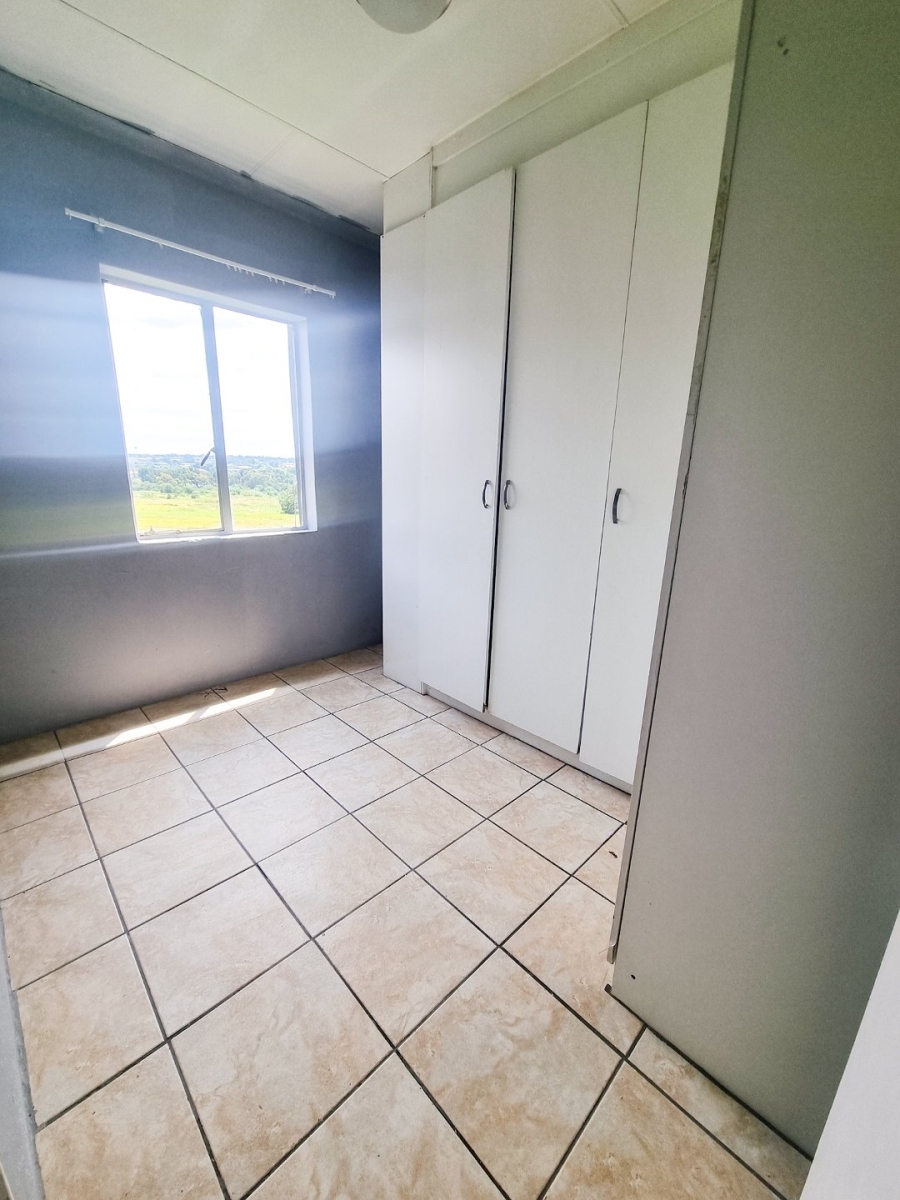 2 Bedroom Property for Sale in Fleurhof Gauteng