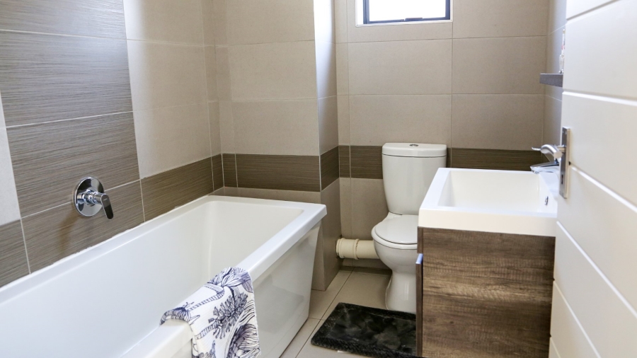 To Let 2 Bedroom Property for Rent in Carlswald Gauteng