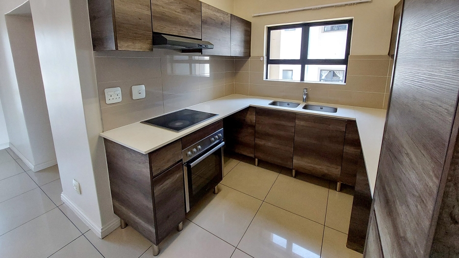 To Let 2 Bedroom Property for Rent in Crowthorne AH Gauteng