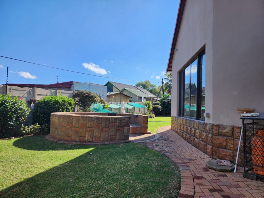 3 Bedroom Property for Sale in Marlands Gauteng