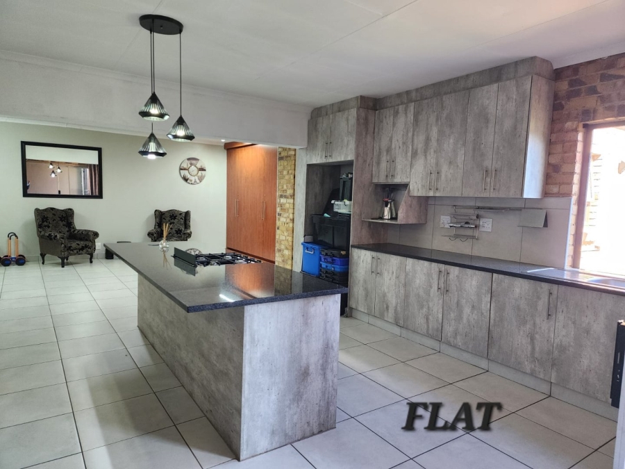 3 Bedroom Property for Sale in Marlands Gauteng