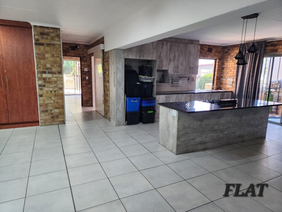 3 Bedroom Property for Sale in Marlands Gauteng