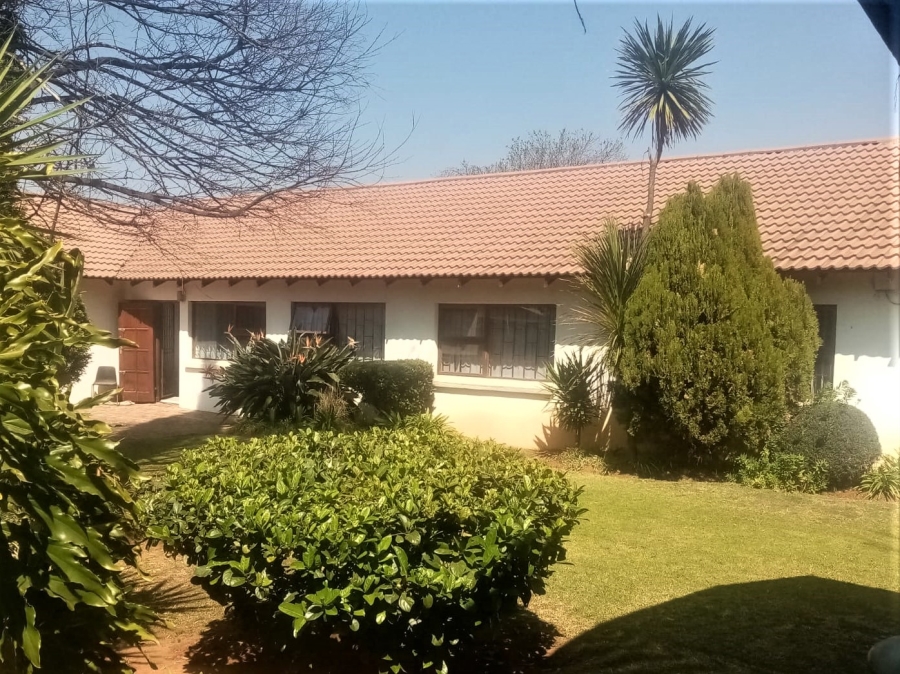 1 Bedroom Property for Sale in Halfway House Gauteng