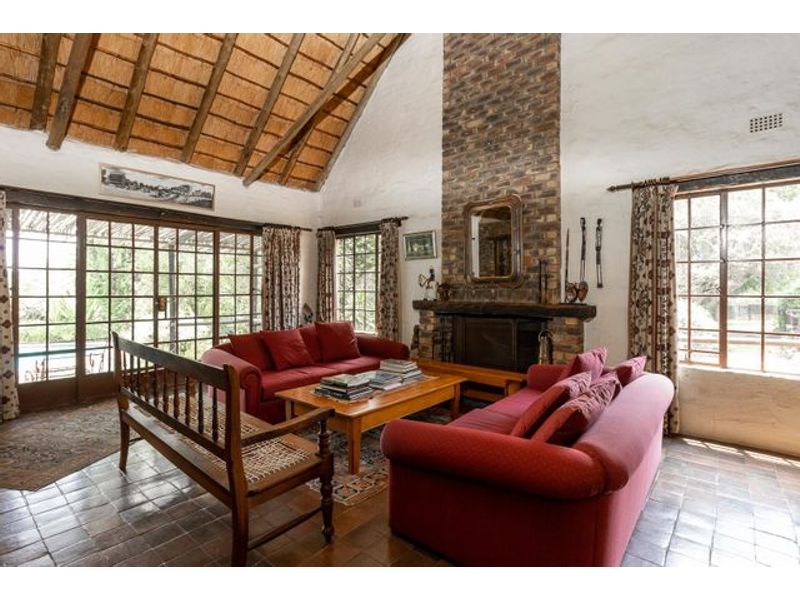 5 Bedroom Property for Sale in Glen Austin Gauteng