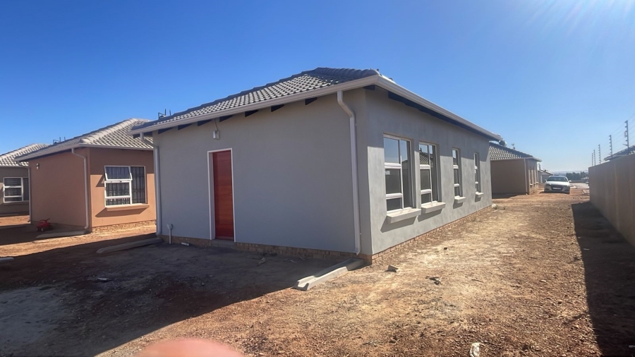 3 Bedroom Property for Sale in Lenasia Ext 1 Gauteng