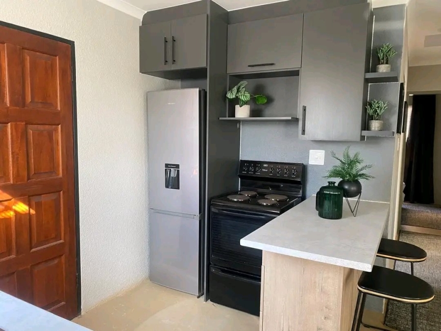 3 Bedroom Property for Sale in Soshanguve UU Gauteng