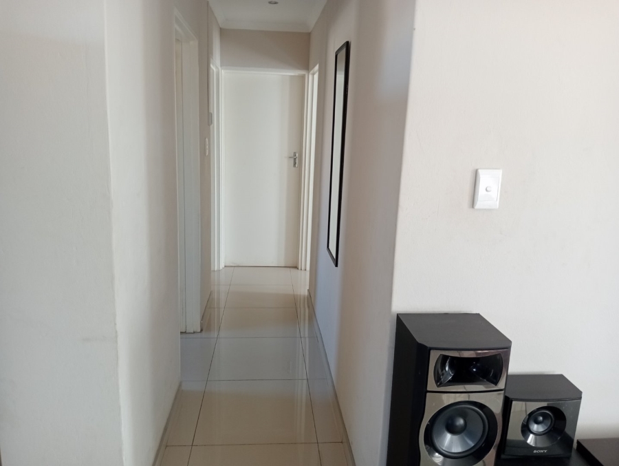 4 Bedroom Property for Sale in Delmore Park Gauteng