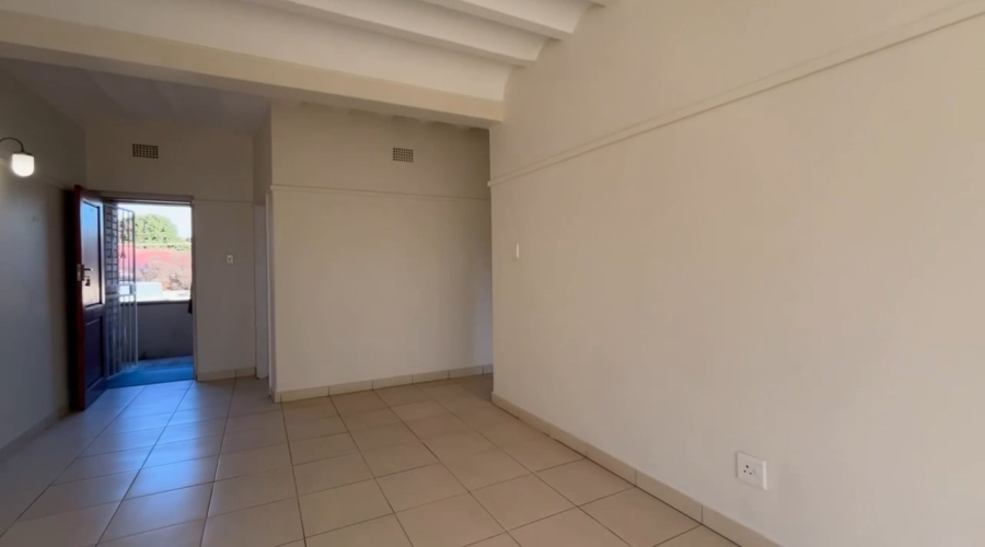 To Let 1 Bedroom Property for Rent in Delville Gauteng