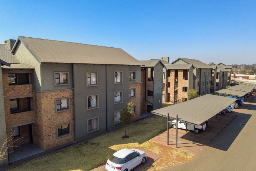 2 Bedroom Property for Sale in Pomona AH Gauteng