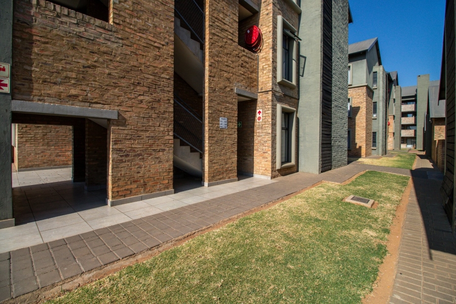 2 Bedroom Property for Sale in Pomona AH Gauteng