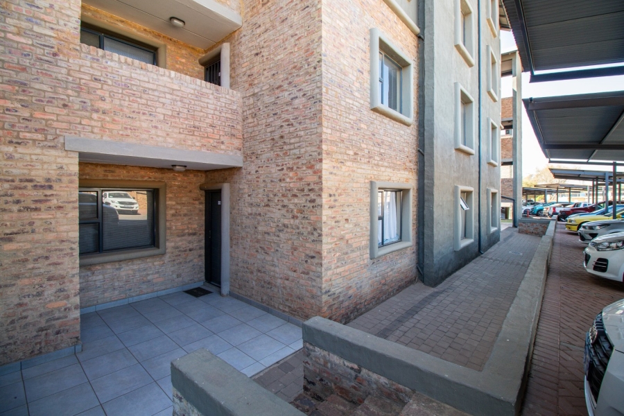 2 Bedroom Property for Sale in Pomona AH Gauteng