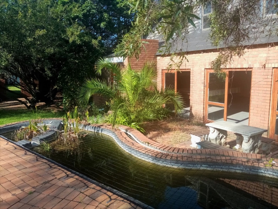 1 Bedroom Property for Sale in Glen Austin Gauteng