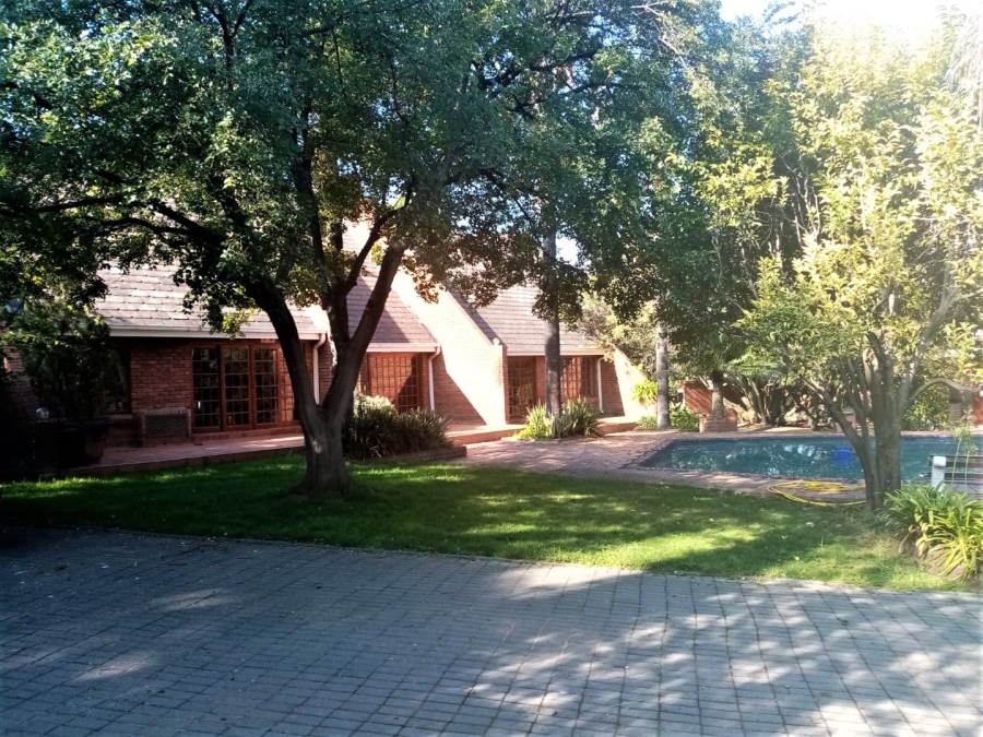 1 Bedroom Property for Sale in Glen Austin Gauteng