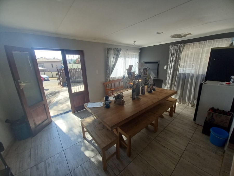 4 Bedroom Property for Sale in Noordheuwel Gauteng