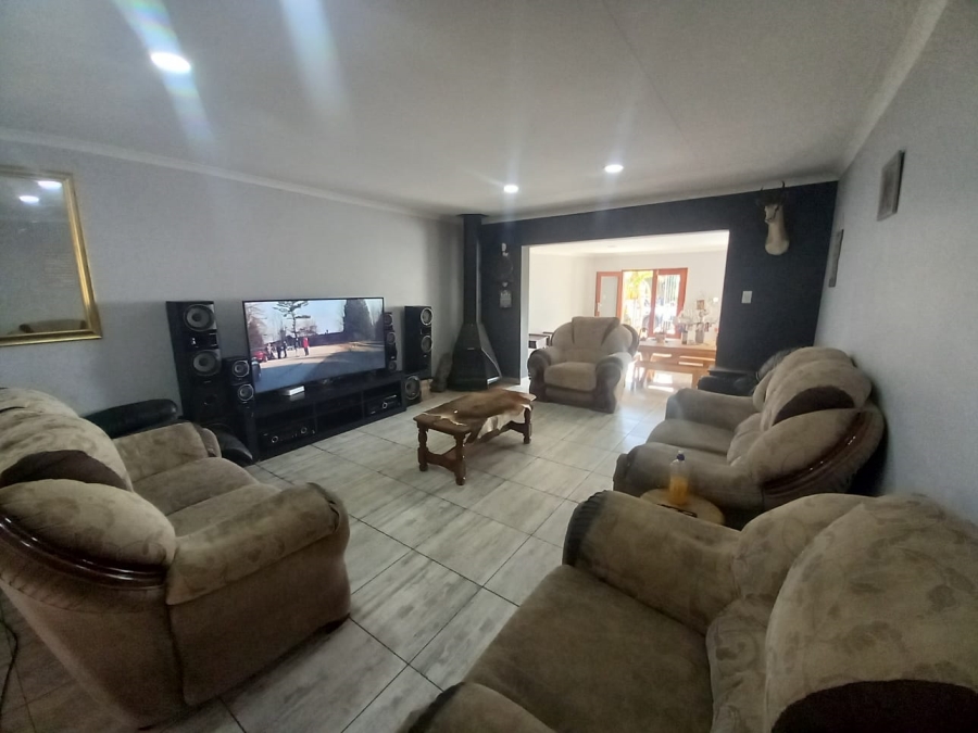 4 Bedroom Property for Sale in Noordheuwel Gauteng