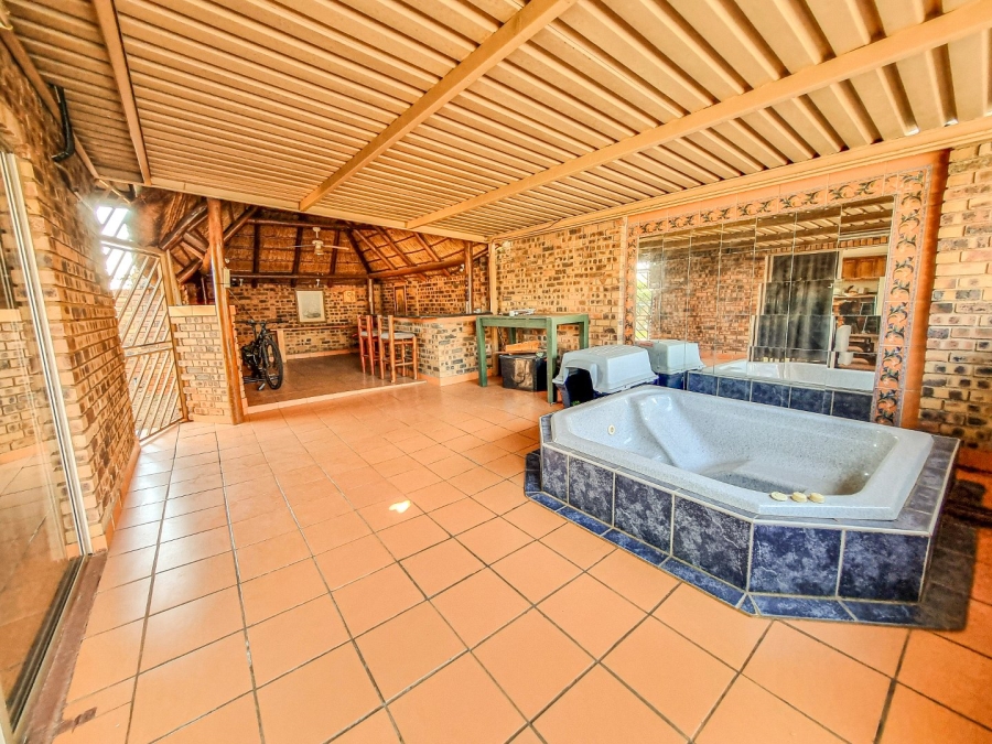 3 Bedroom Property for Sale in Eldoraigne Gauteng