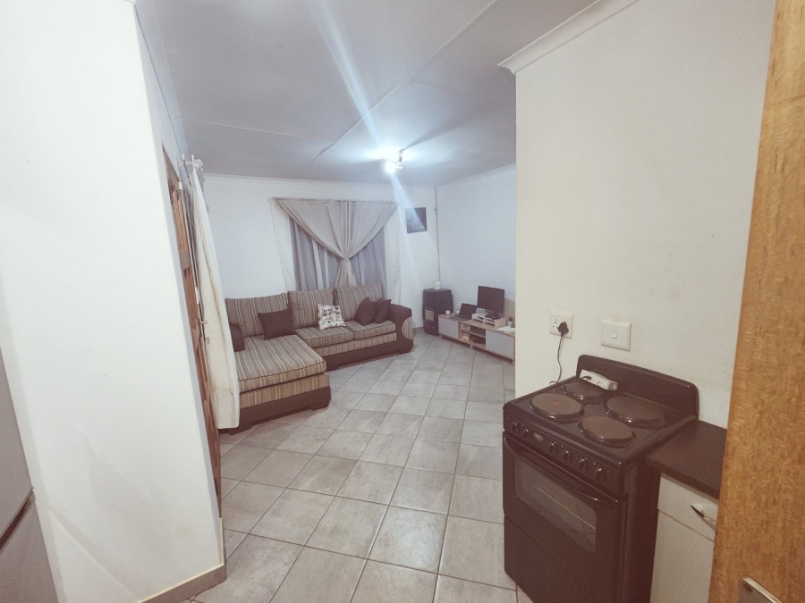 To Let 2 Bedroom Property for Rent in Modderbee Gauteng