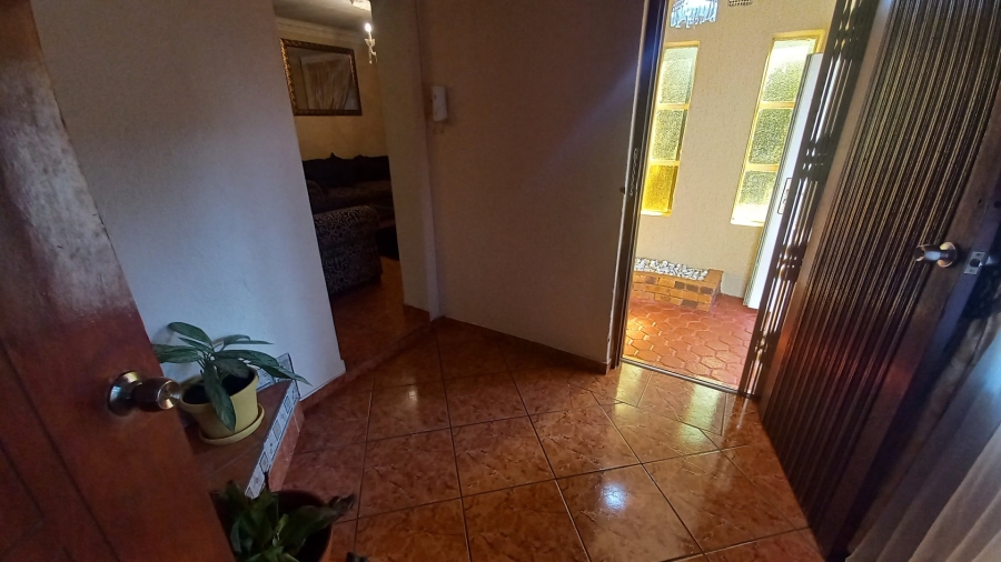 4 Bedroom Property for Sale in Groblerpark Gauteng