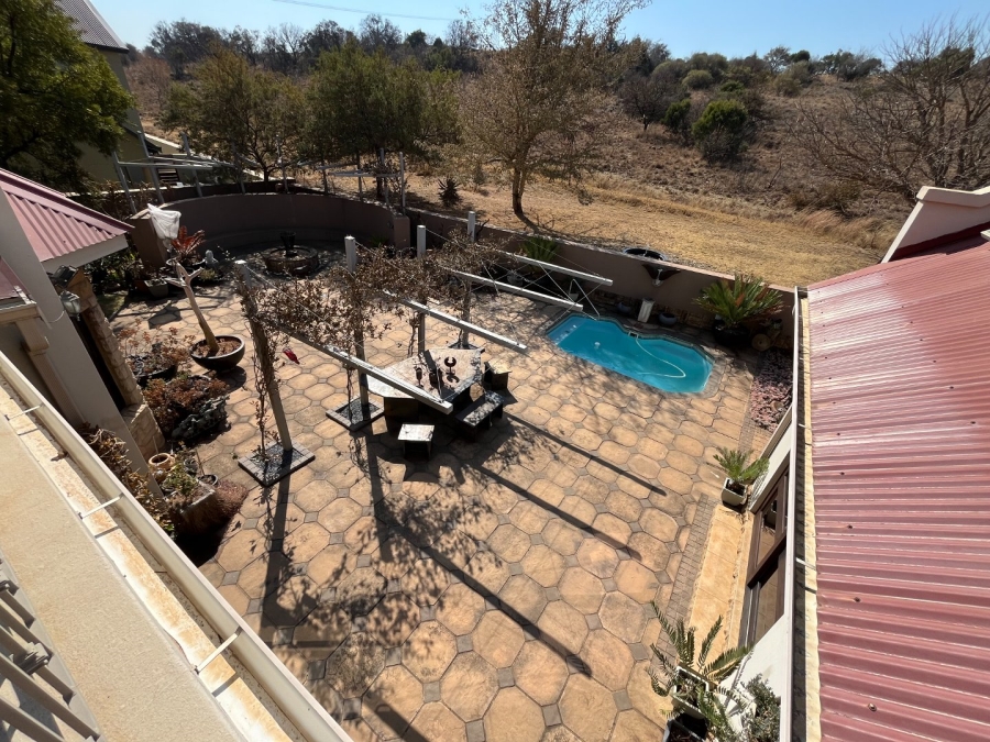 4 Bedroom Property for Sale in Silver Lakes Gauteng