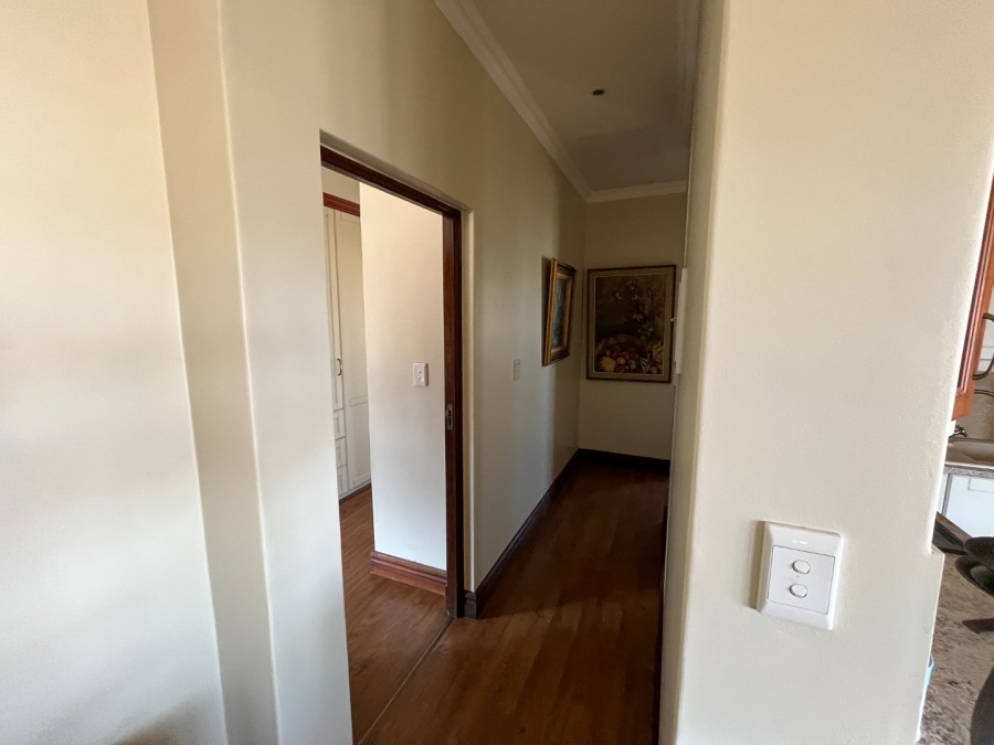 4 Bedroom Property for Sale in Silver Lakes Gauteng