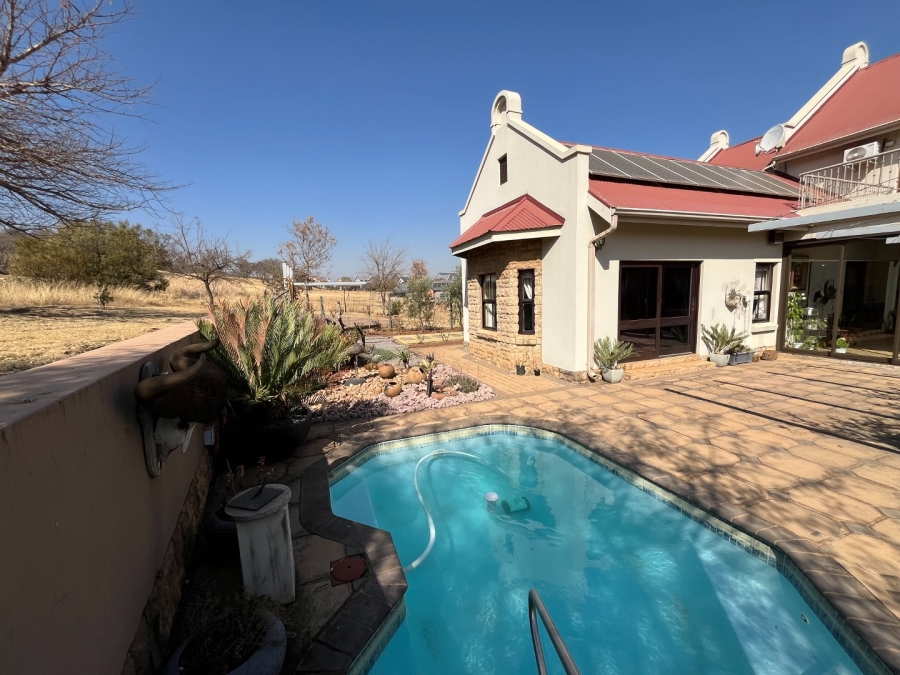 4 Bedroom Property for Sale in Silver Lakes Gauteng