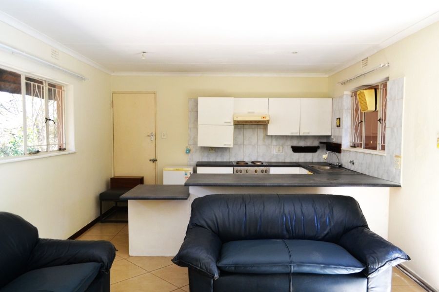 To Let 1 Bedroom Property for Rent in Bryanston Gauteng