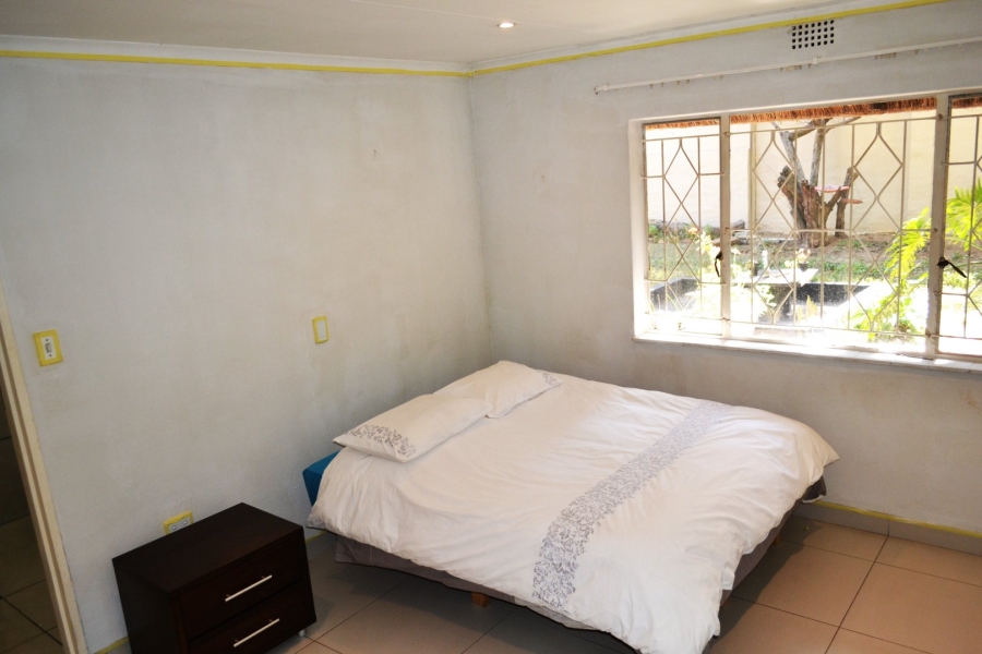 To Let 1 Bedroom Property for Rent in Bryanston Gauteng