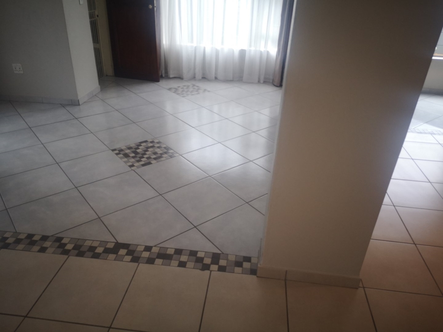 4 Bedroom Property for Sale in Sunnyridge Gauteng