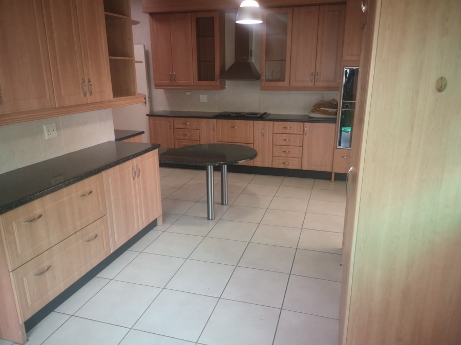 4 Bedroom Property for Sale in Sunnyridge Gauteng