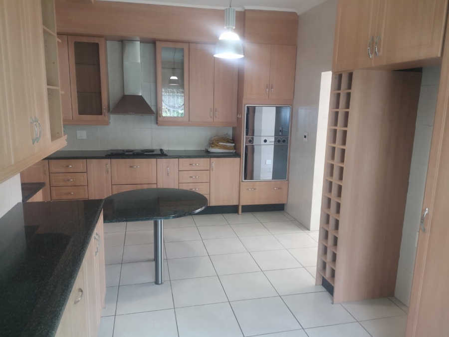 4 Bedroom Property for Sale in Sunnyridge Gauteng