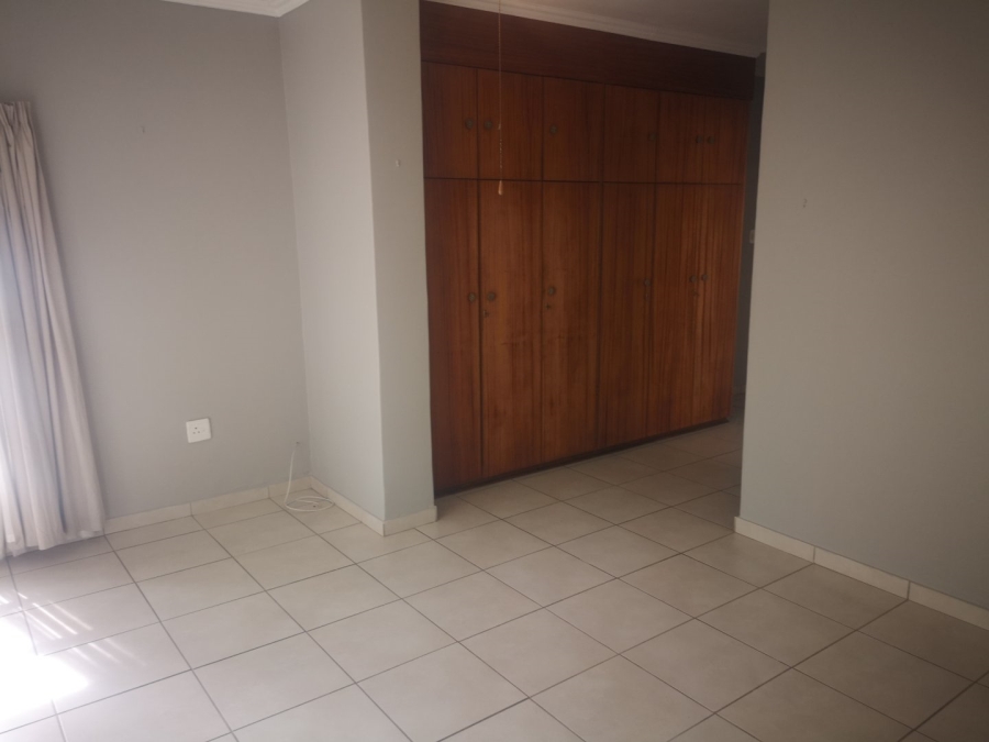 4 Bedroom Property for Sale in Sunnyridge Gauteng