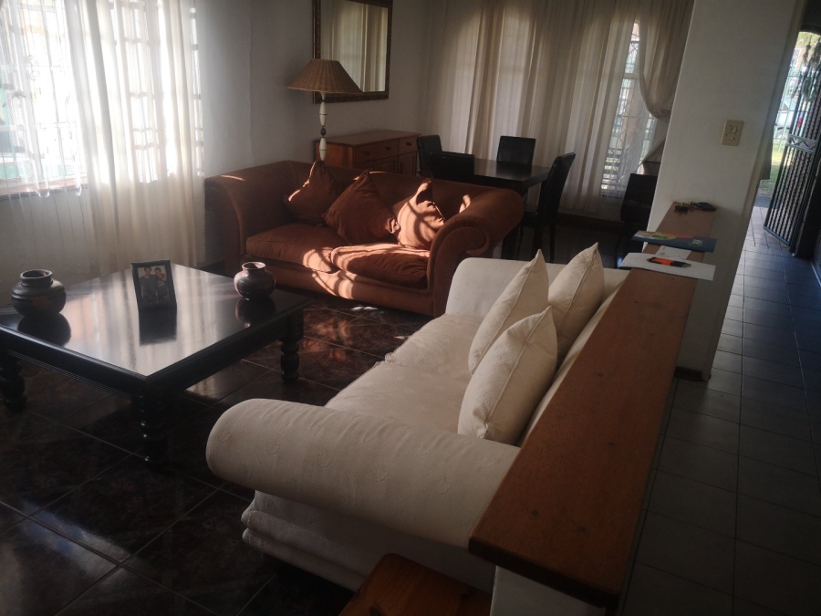 4 Bedroom Property for Sale in Wychwood Gauteng