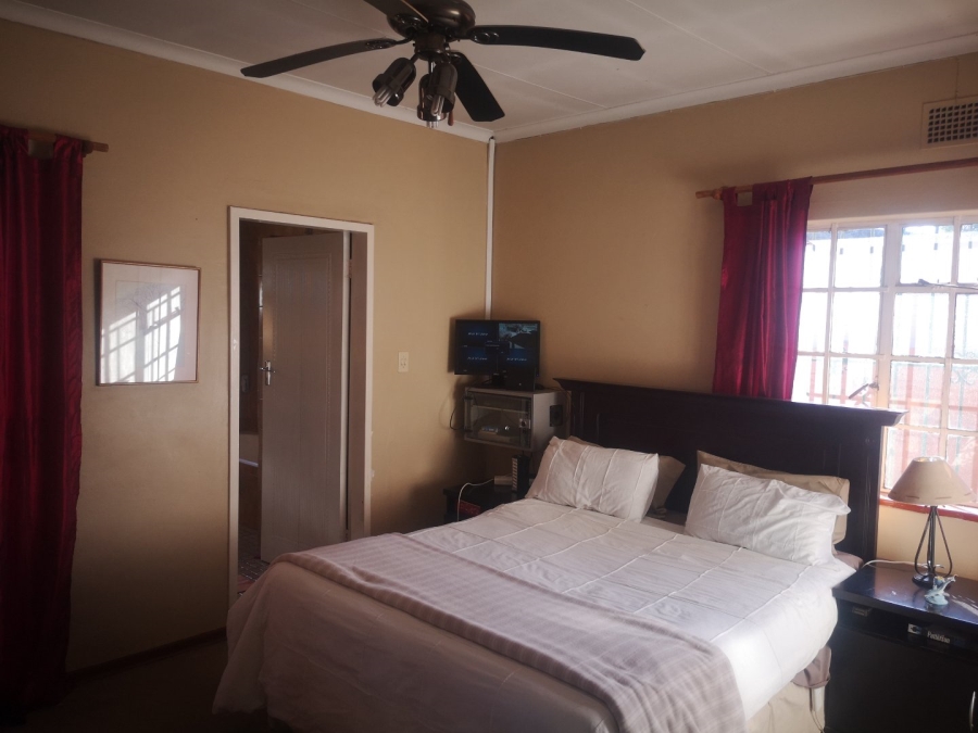 4 Bedroom Property for Sale in Wychwood Gauteng