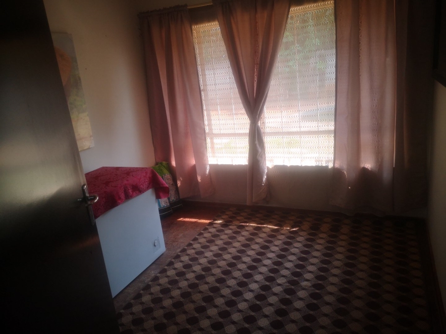 6 Bedroom Property for Sale in Primrose East Gauteng