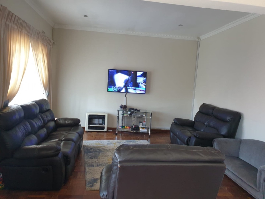 3 Bedroom Property for Sale in Orange Grove Gauteng