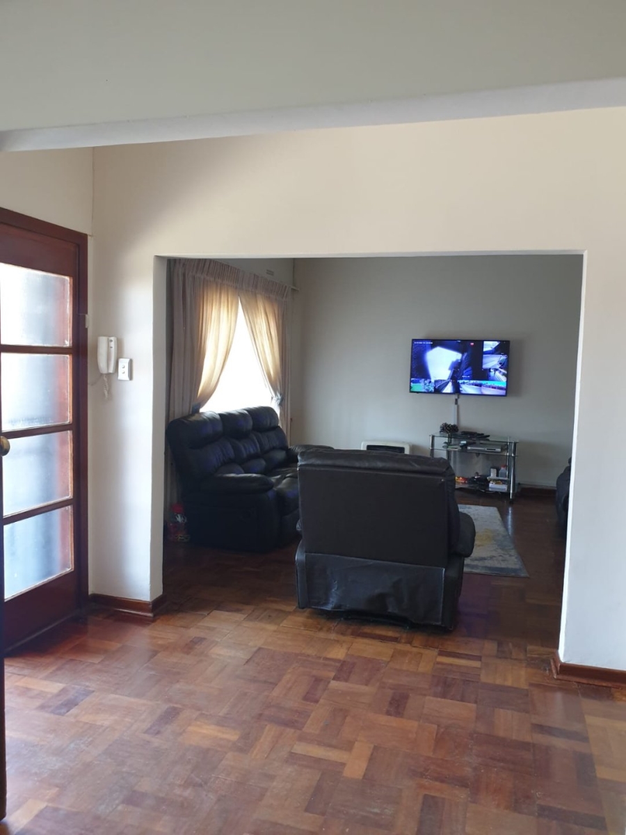 3 Bedroom Property for Sale in Orange Grove Gauteng