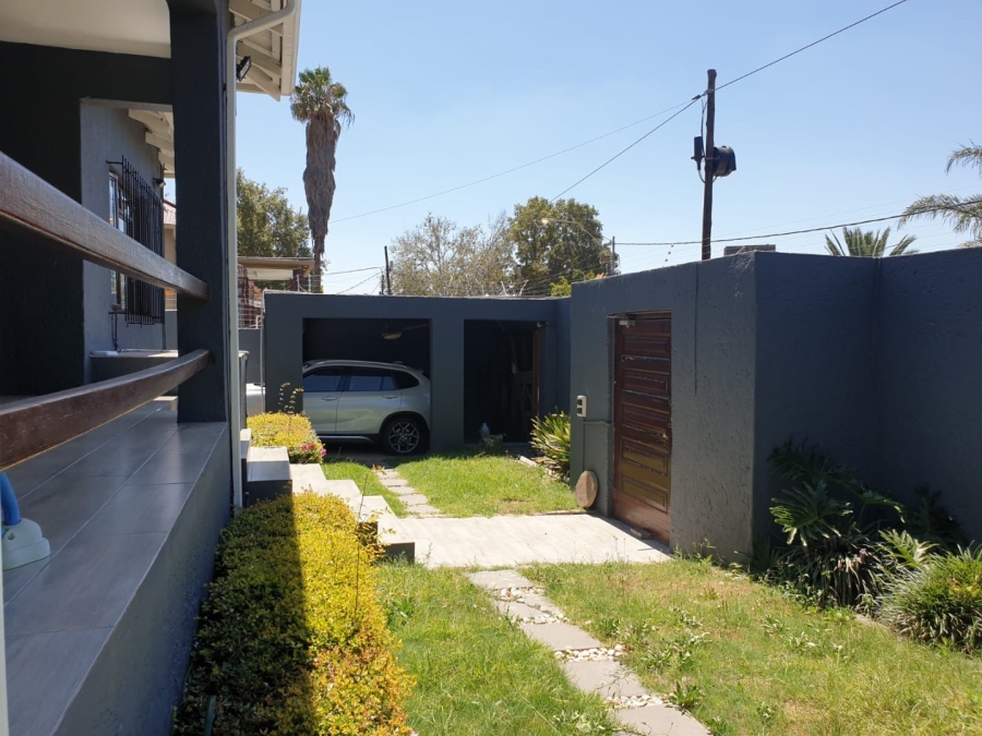 3 Bedroom Property for Sale in Orange Grove Gauteng