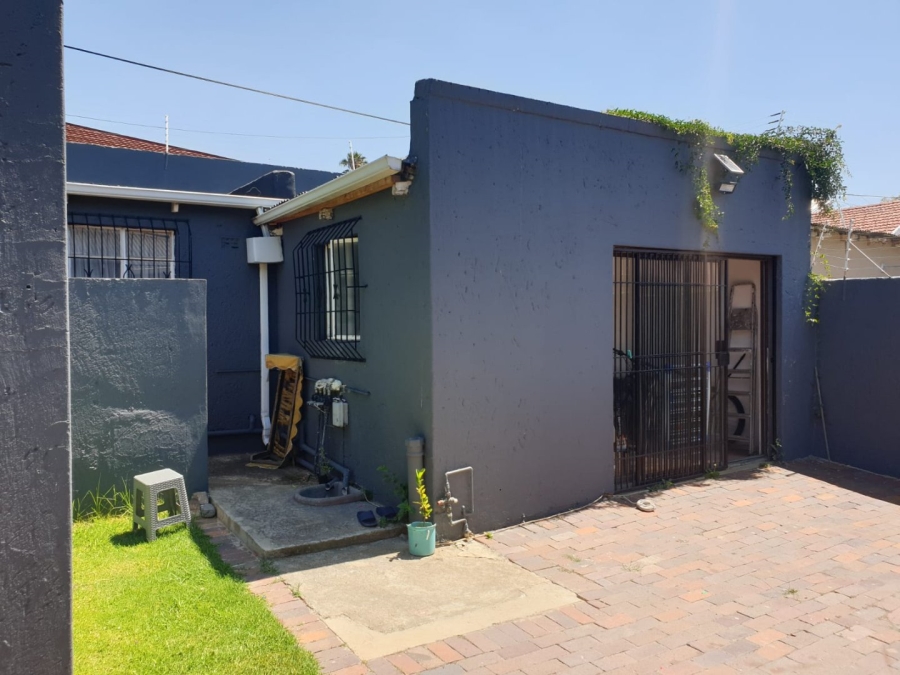 3 Bedroom Property for Sale in Orange Grove Gauteng