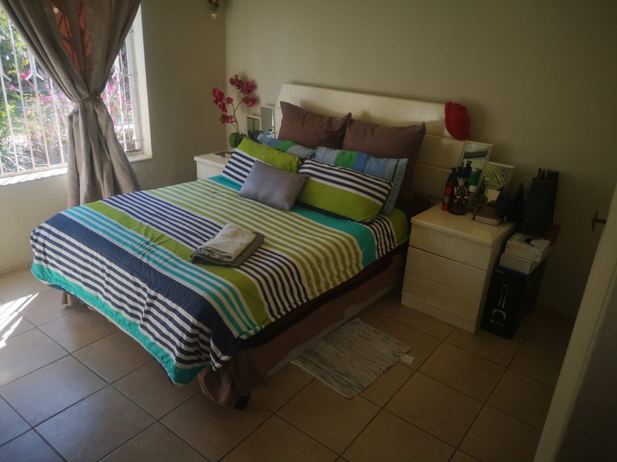 5 Bedroom Property for Sale in Wychwood Gauteng