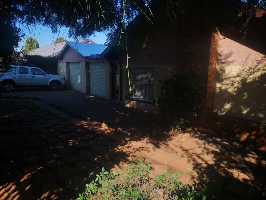 3 Bedroom Property for Sale in Wychwood Gauteng