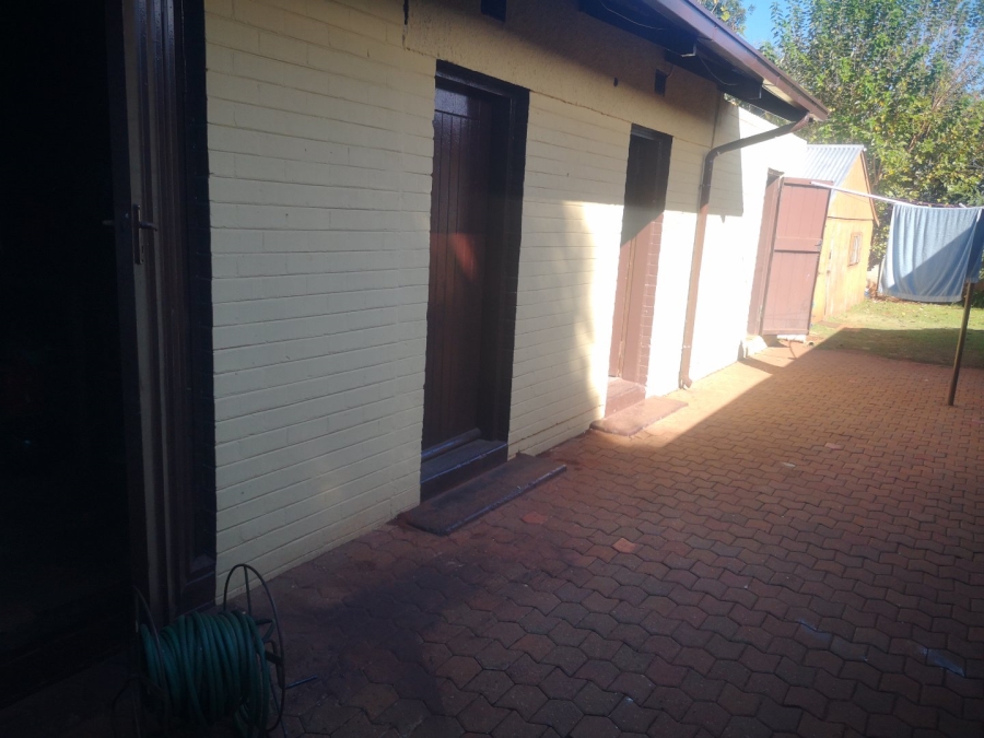 3 Bedroom Property for Sale in Wychwood Gauteng