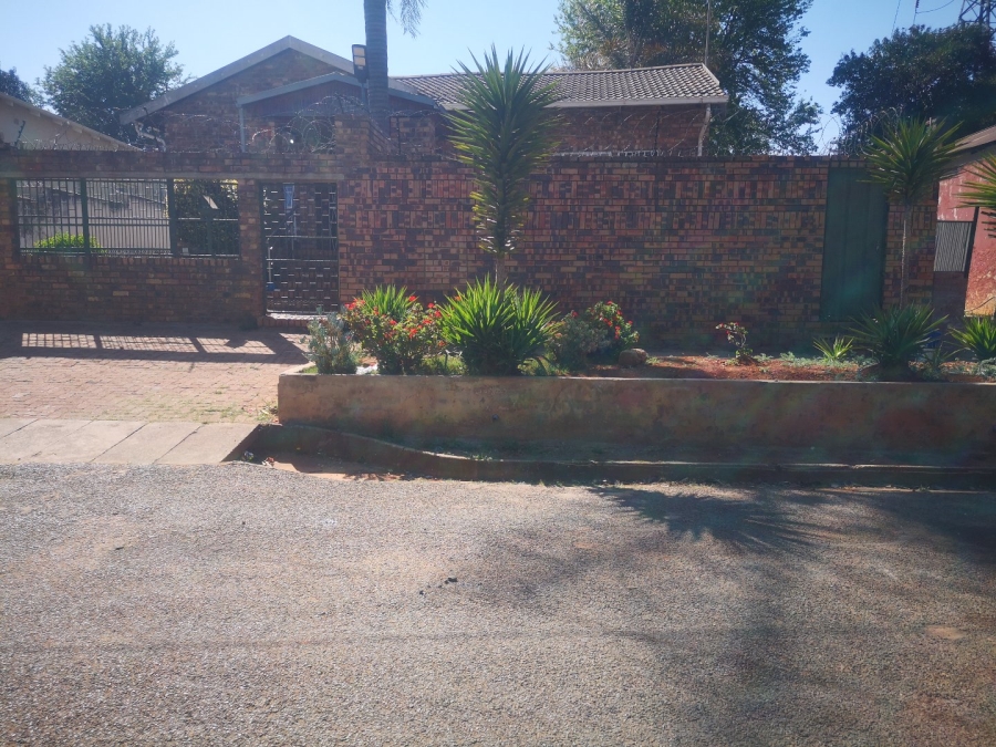 3 Bedroom Property for Sale in Bezuidenhout Valley Gauteng