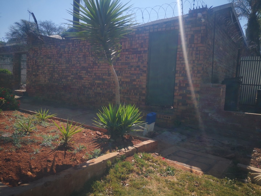 3 Bedroom Property for Sale in Bezuidenhout Valley Gauteng